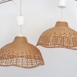 Pair of suspensions in woven wicker