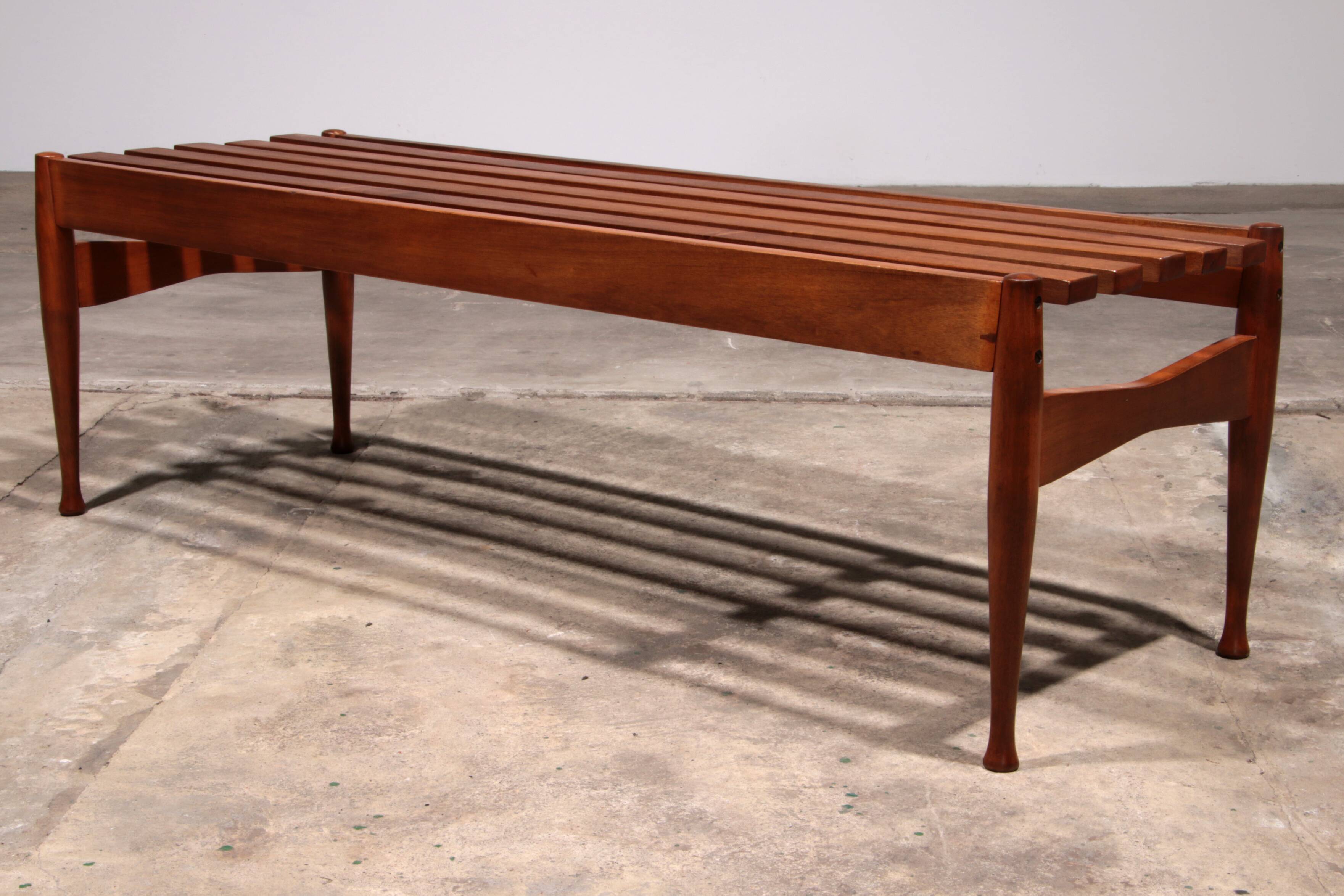 Banc vintage en noyer de Gio Ponti réalisé par Fratelli Reguitti, 1950