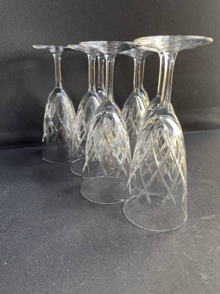 8 champagne flutes - cut crystal – cristalleries royales de champagne