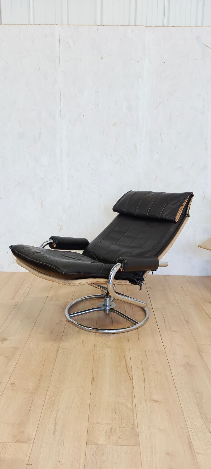 Leather ottoman chair