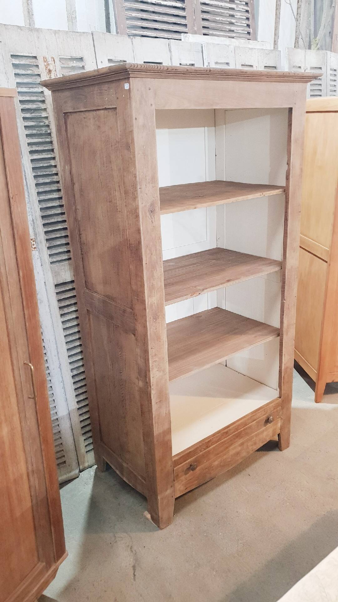 Armoire de rangement