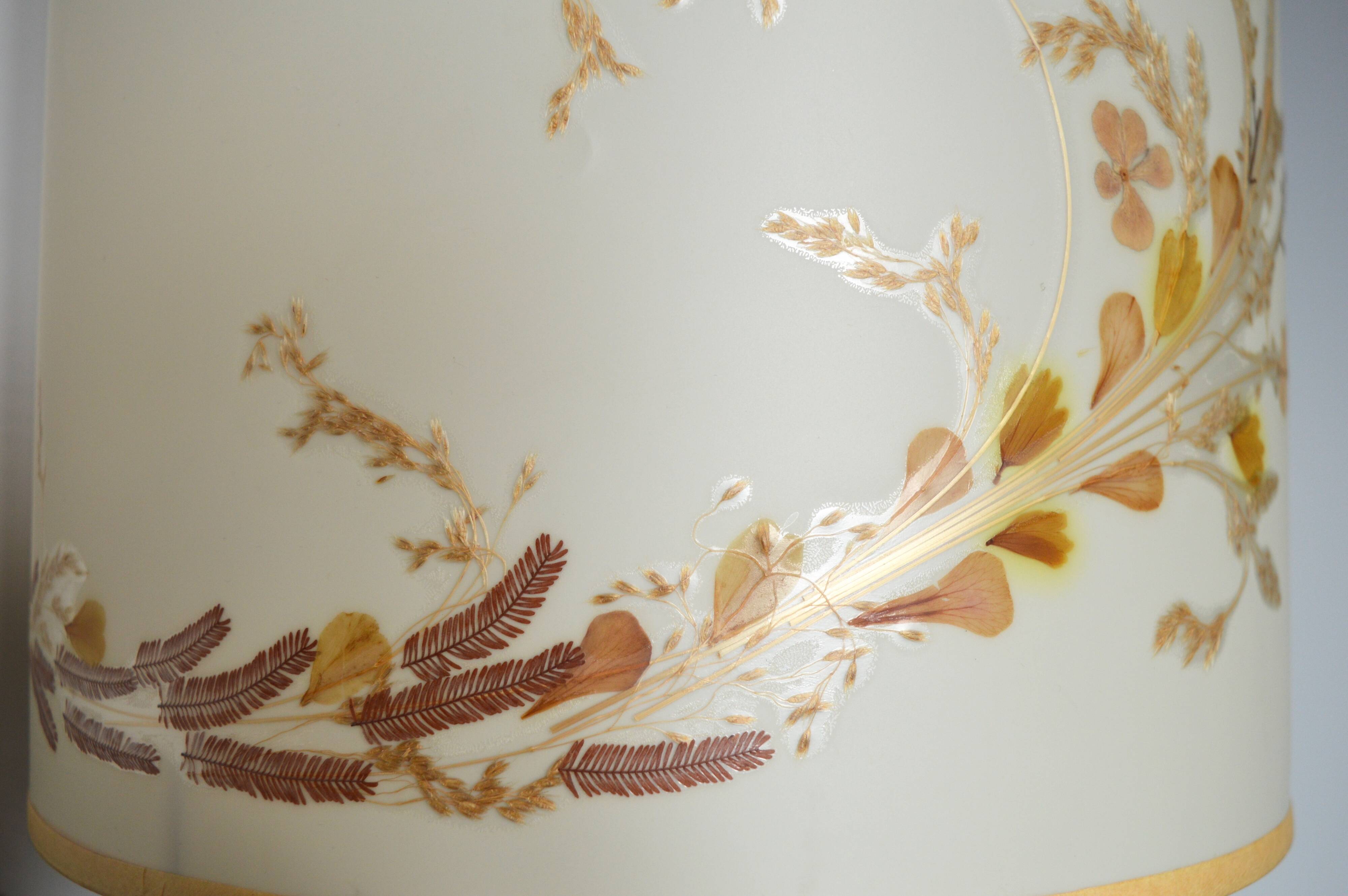 Ceramic lamp and dried flowers