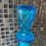 Bouteille bleue verre ciselé