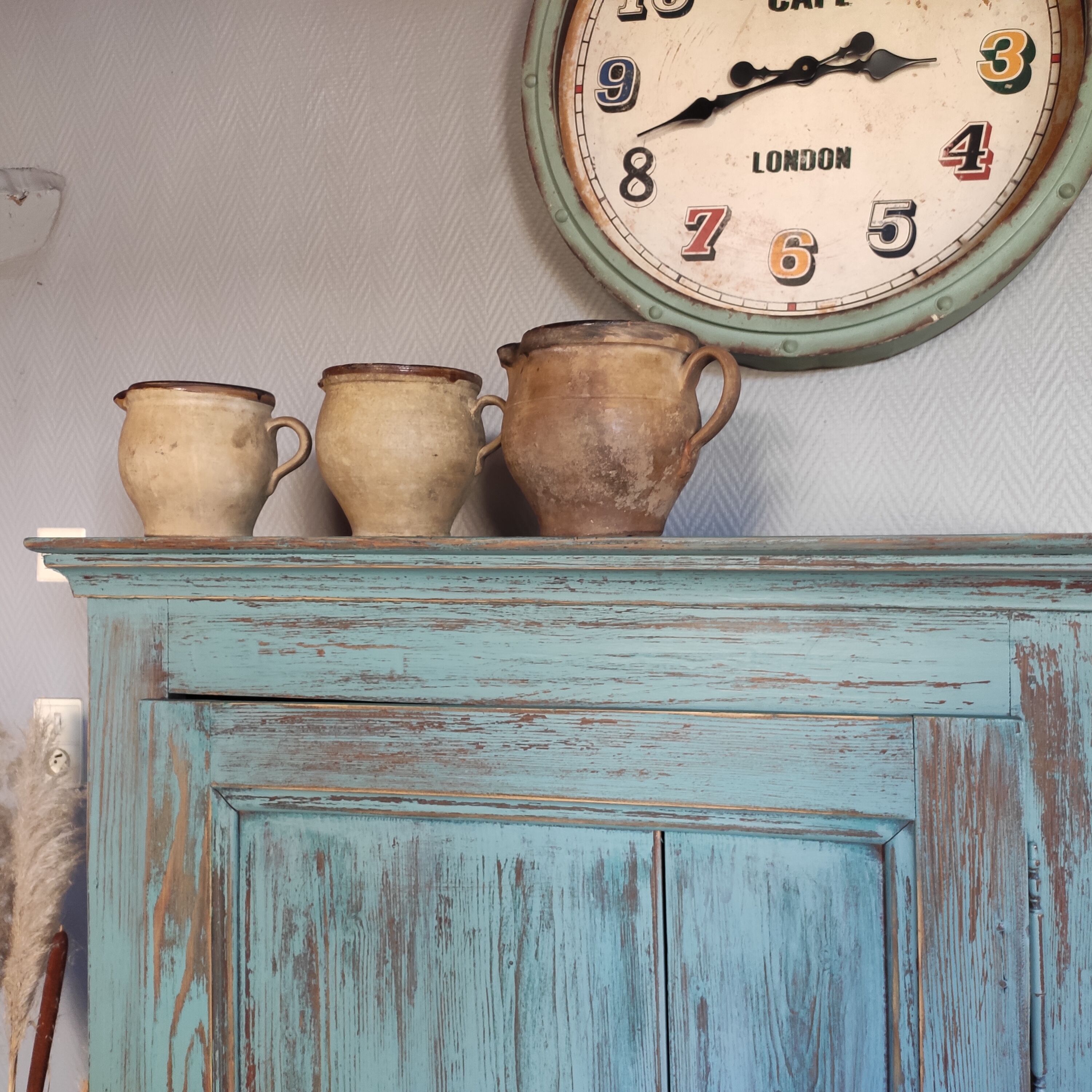 Parisian wardrobe old hosiery