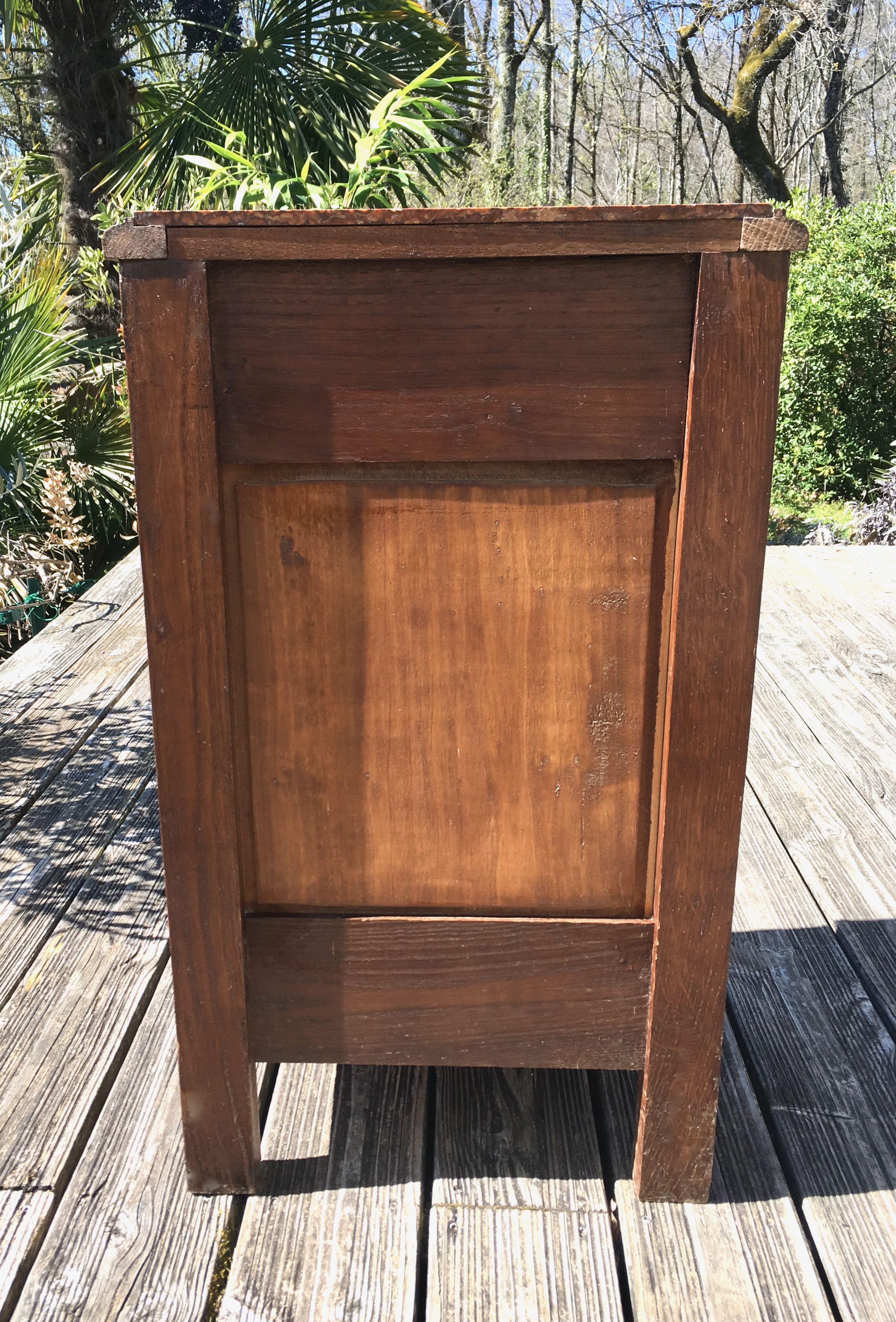 Table de chevet art nouveau marbre rose