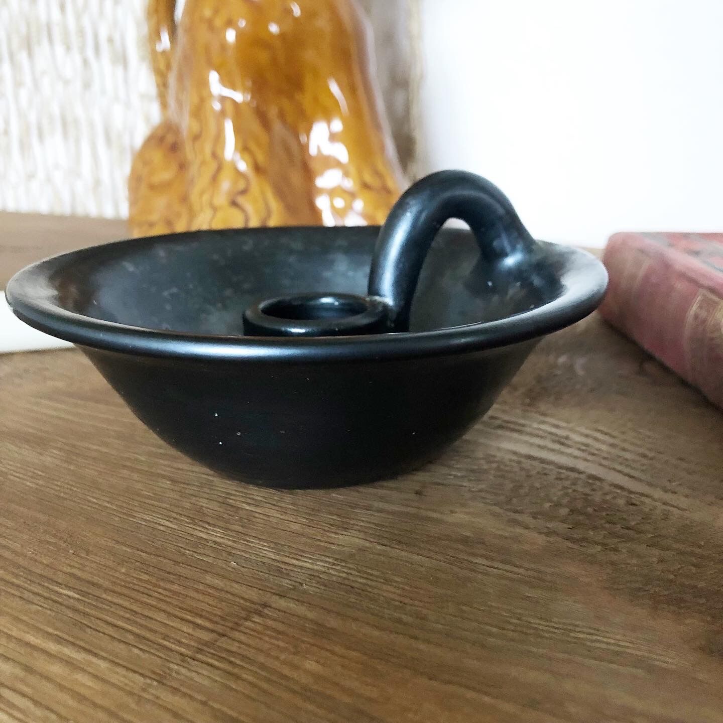 Black porcelain candle holder