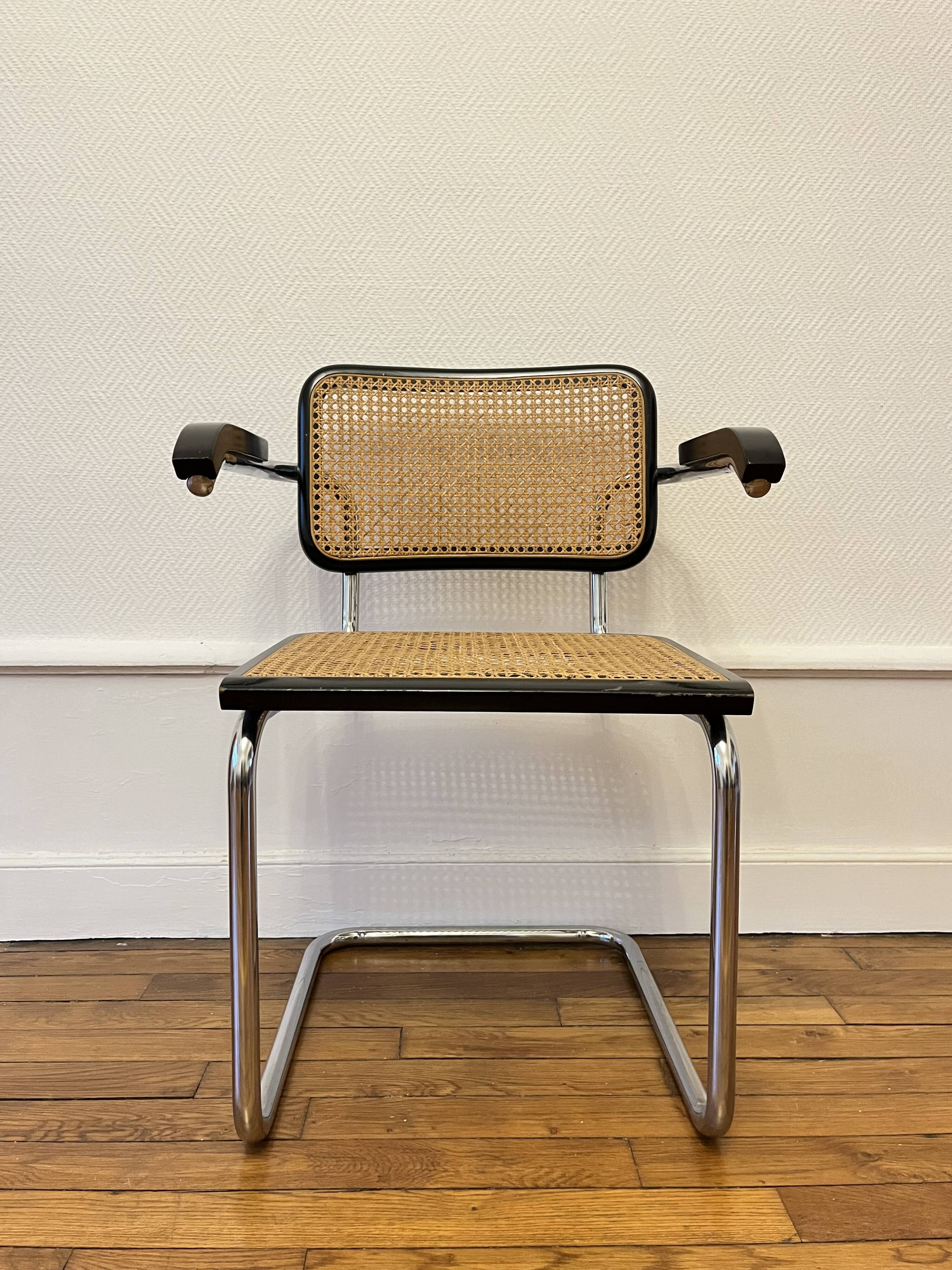 Armchair by Marcel BREUER model Cesca B64 black color