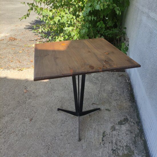 Square bistro table