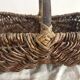 Panier en osier et noisetier
