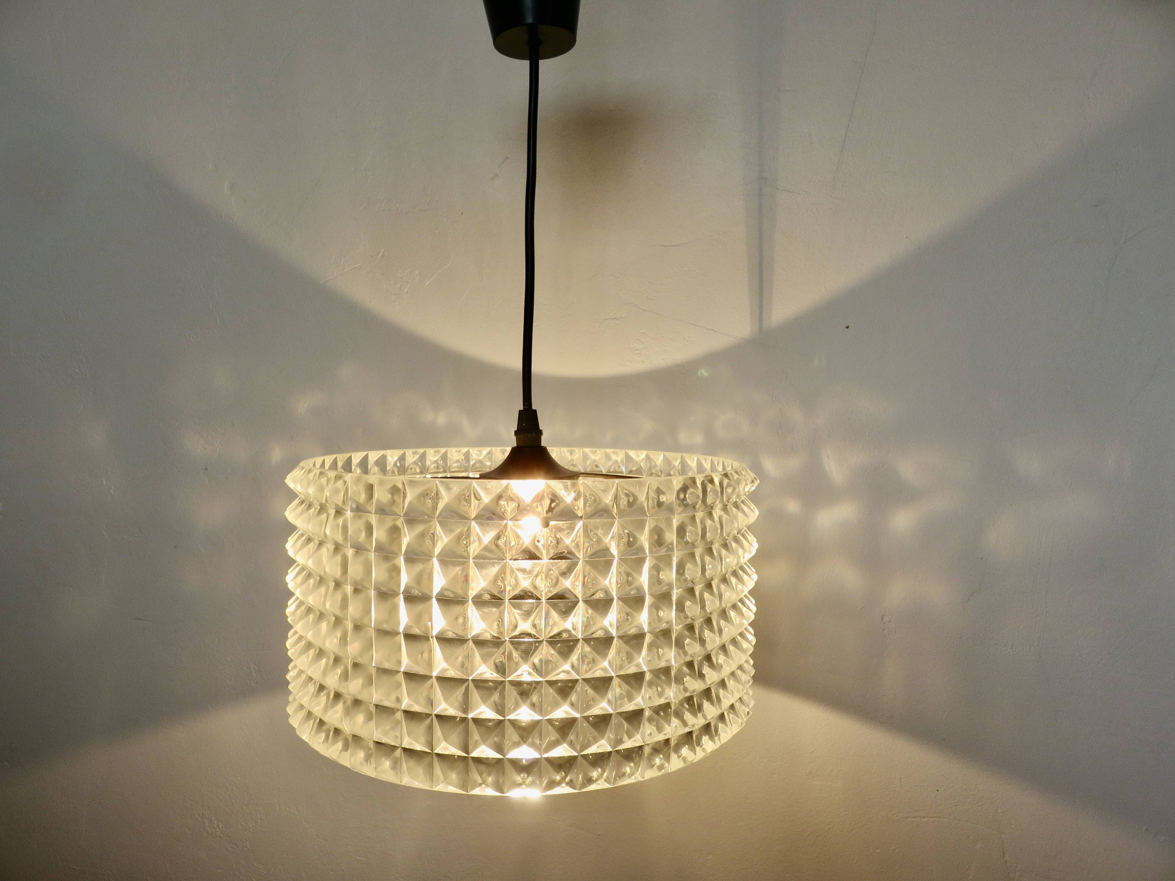 Clear plastic pendant light, diamond point shape, 70s