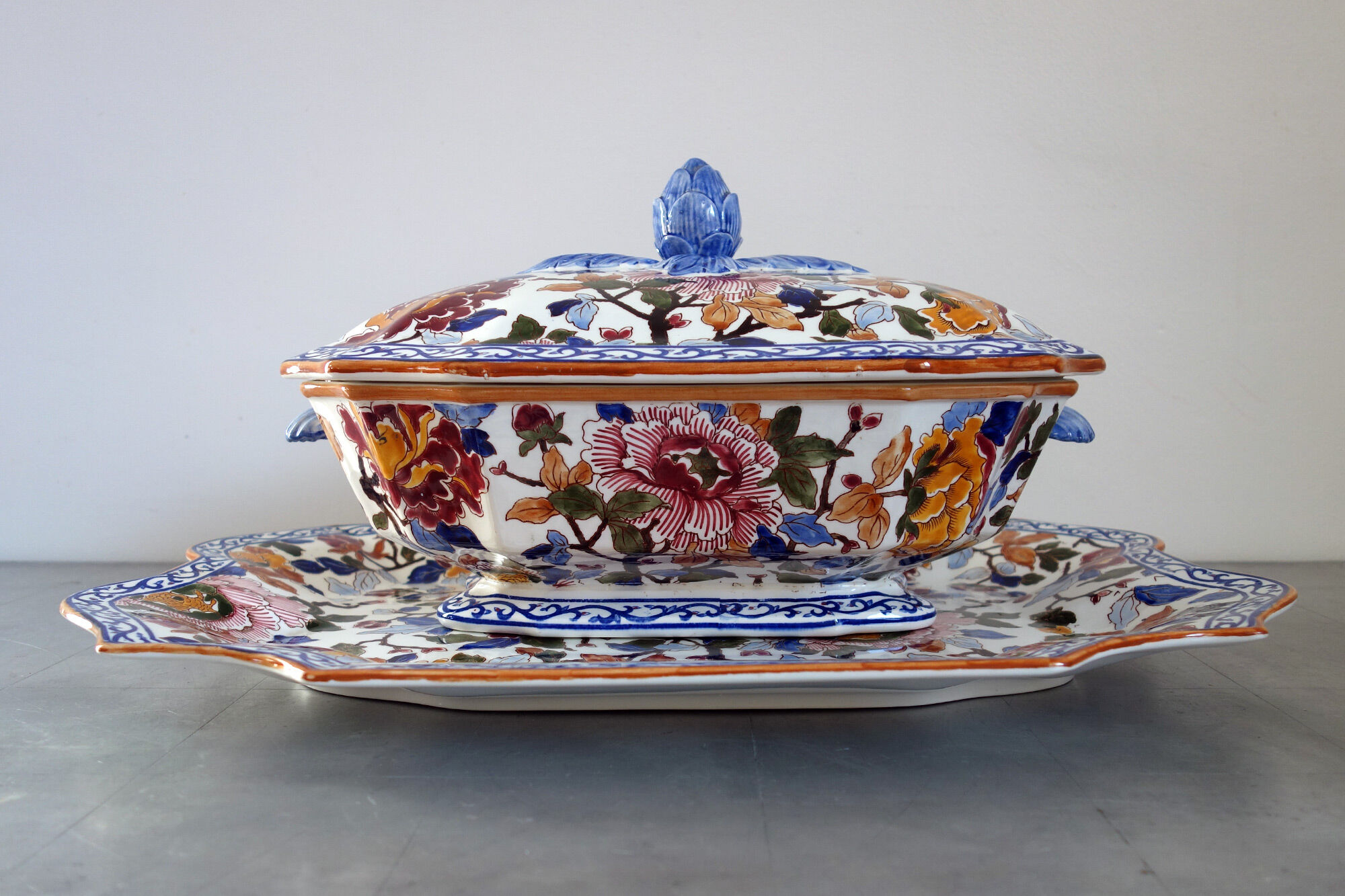 Tureen Gien on its model tray Peonies