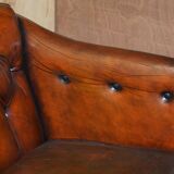 Restored Chesterfield leather canapé Art Deco circa 1920