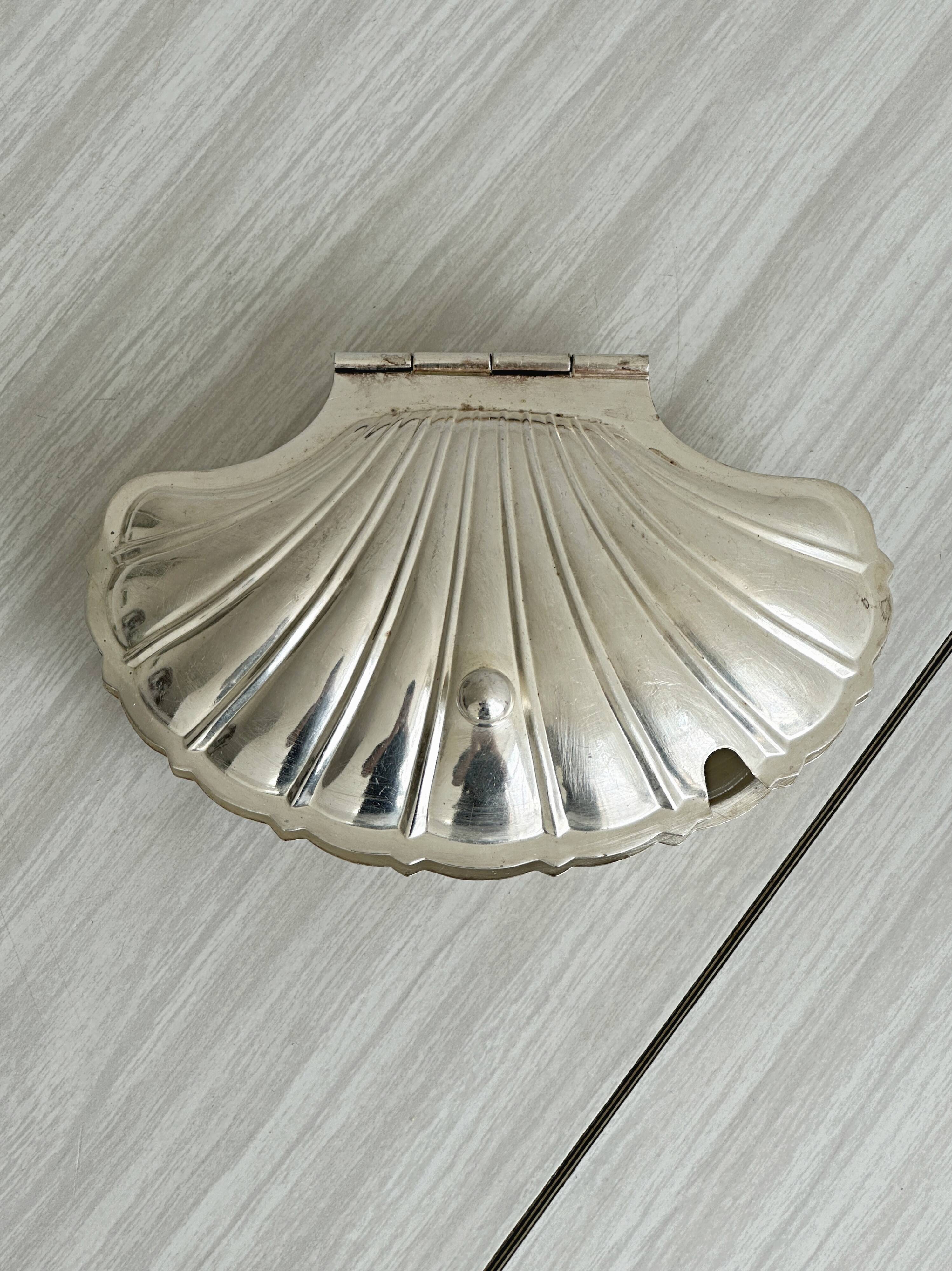 Silver-plated shell butter dish