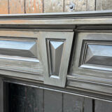 Grande cheminée Napoléon III en marbre noir de Belgique, vers 1880