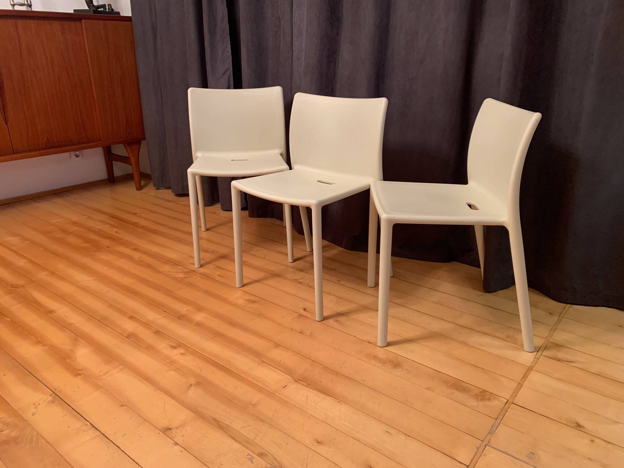 Set of three Air-Chair chairs by Jasper Morrison, Magis, Italy, 1990s