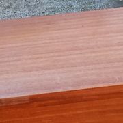 Bookcase from the 60s/70s in golden mahogany with bobbin feet