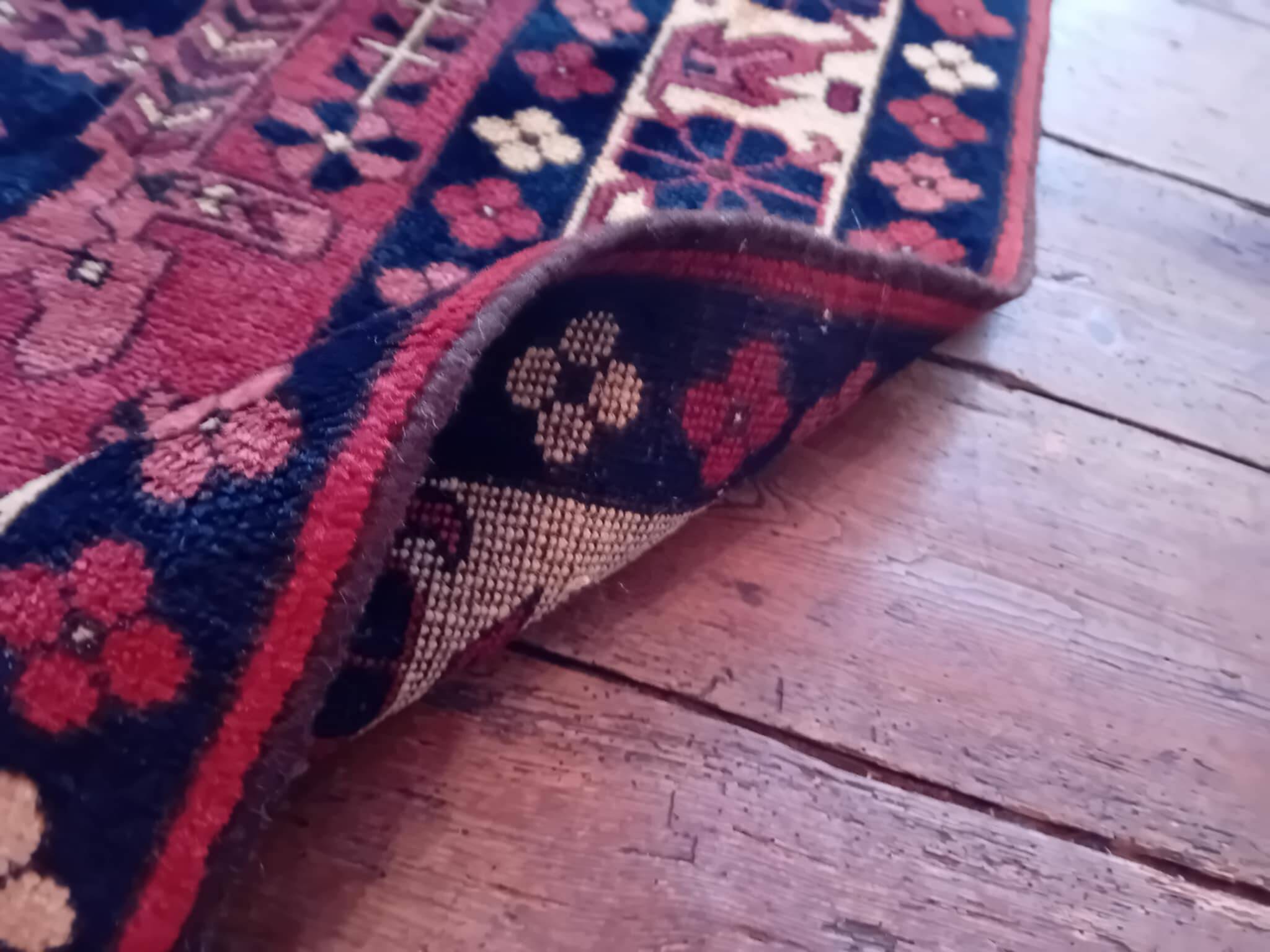 Handmade Pakistani Kazak Rug 196x152cm