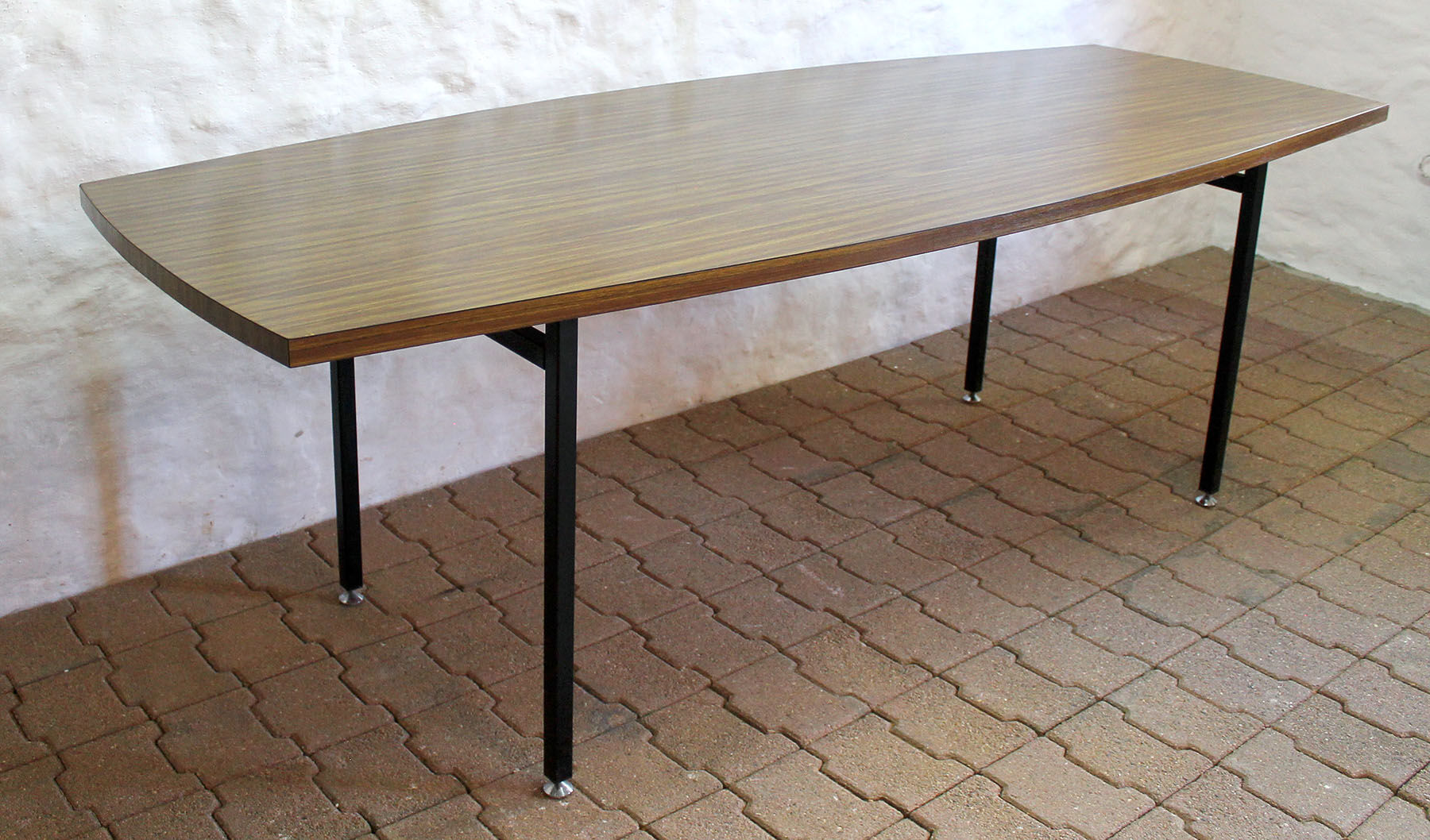 Grande table ovale vintage années 60