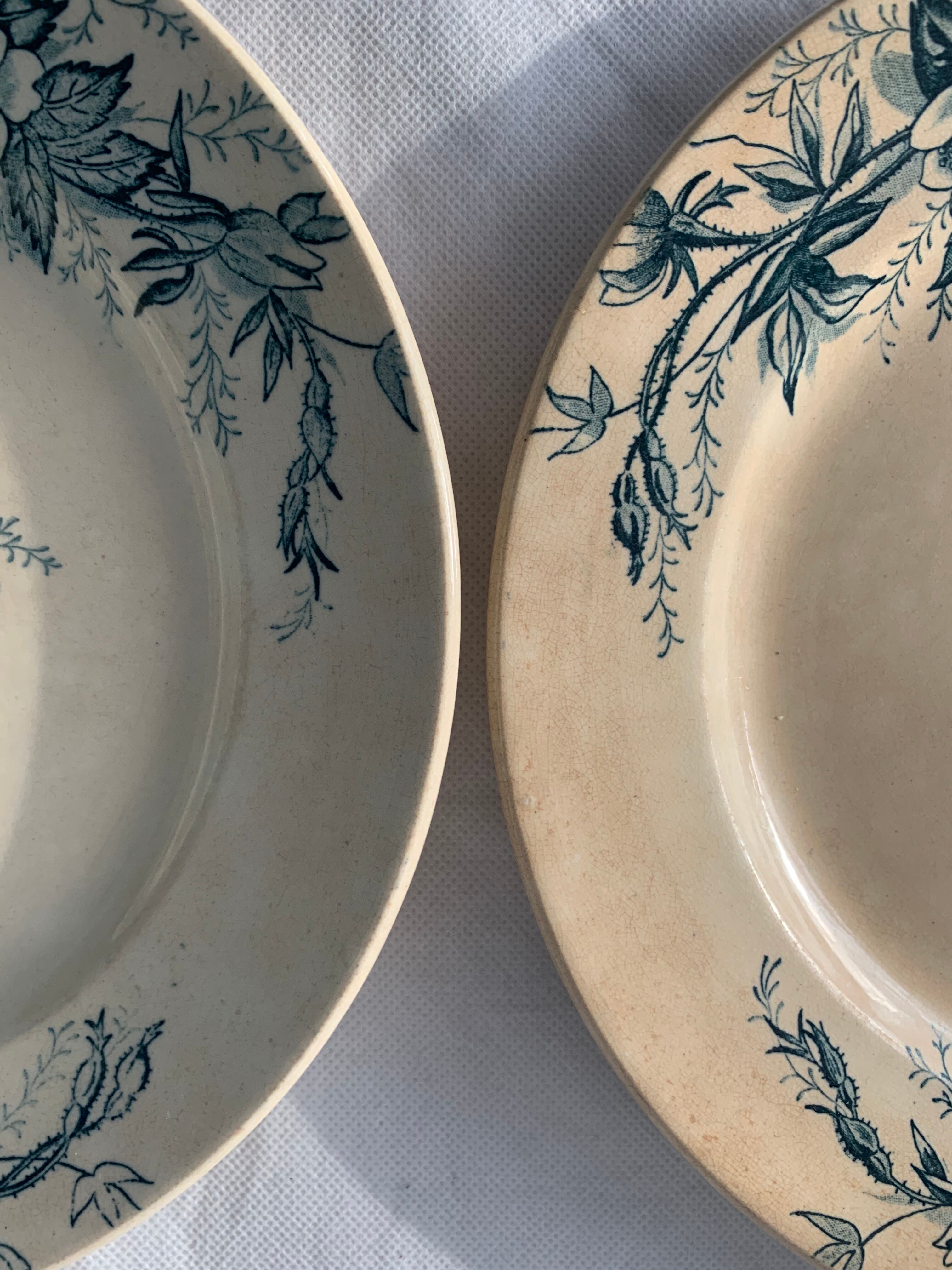 8 plates and an old compoter Terre de Fer HB and Co.