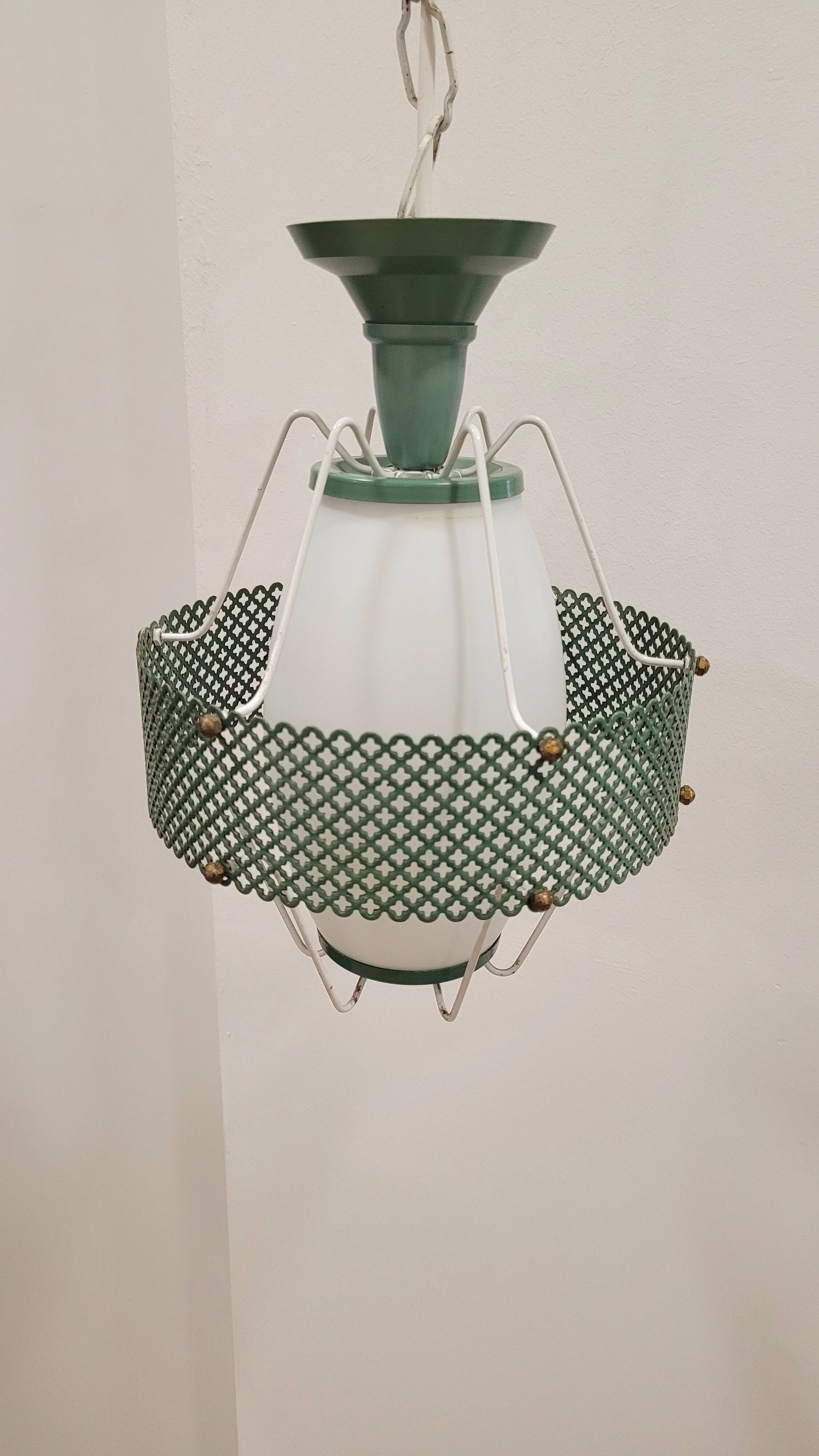 Green metal suspension