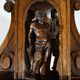 Petit Buffet Deux Corps en Noyer Massif, style Renaissance – Milieu XIXe
