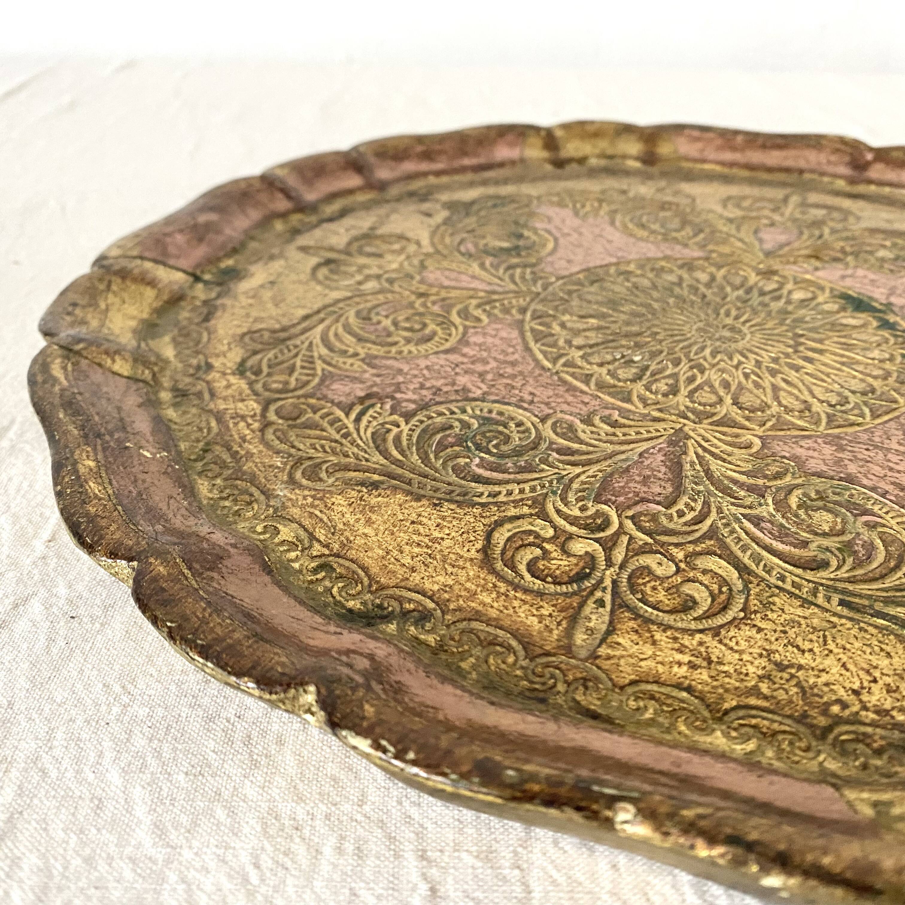 Round tray Florentine Italy