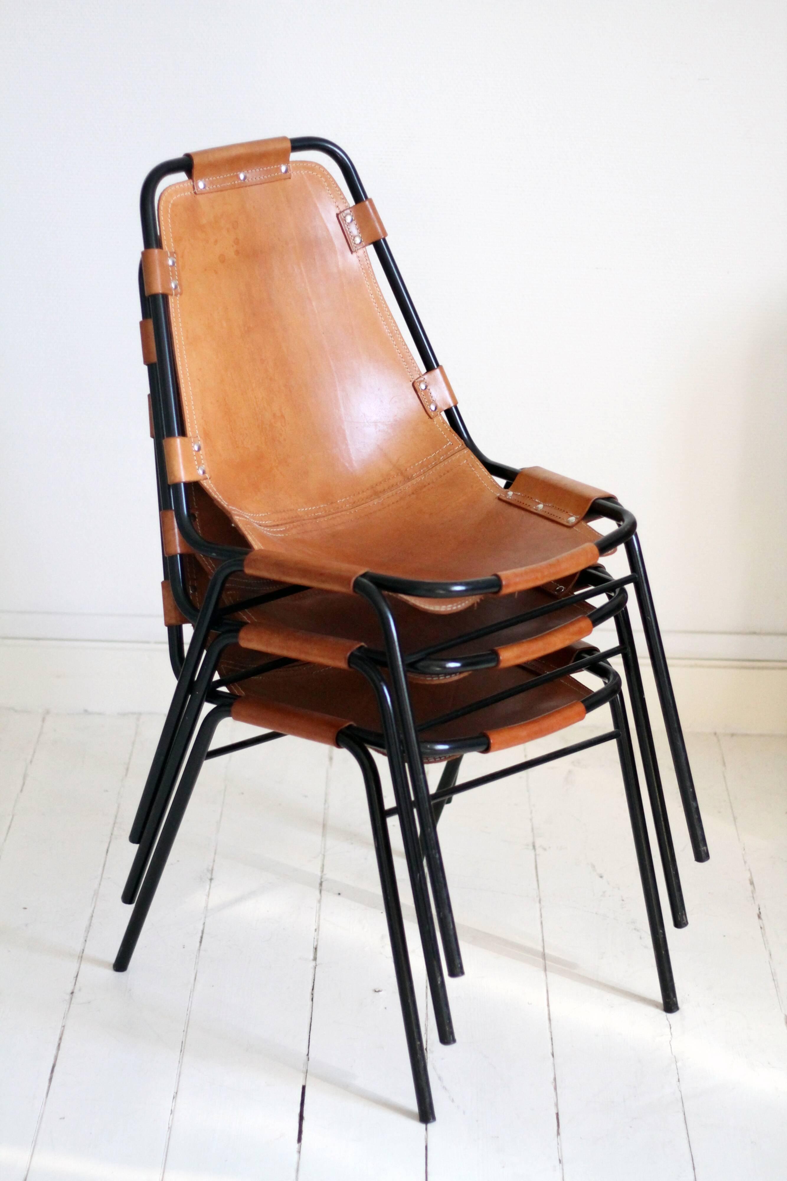Lot 3 chaises Charlotte Perriand Les Arcs