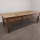 Ancienne table de métier à tiroirs