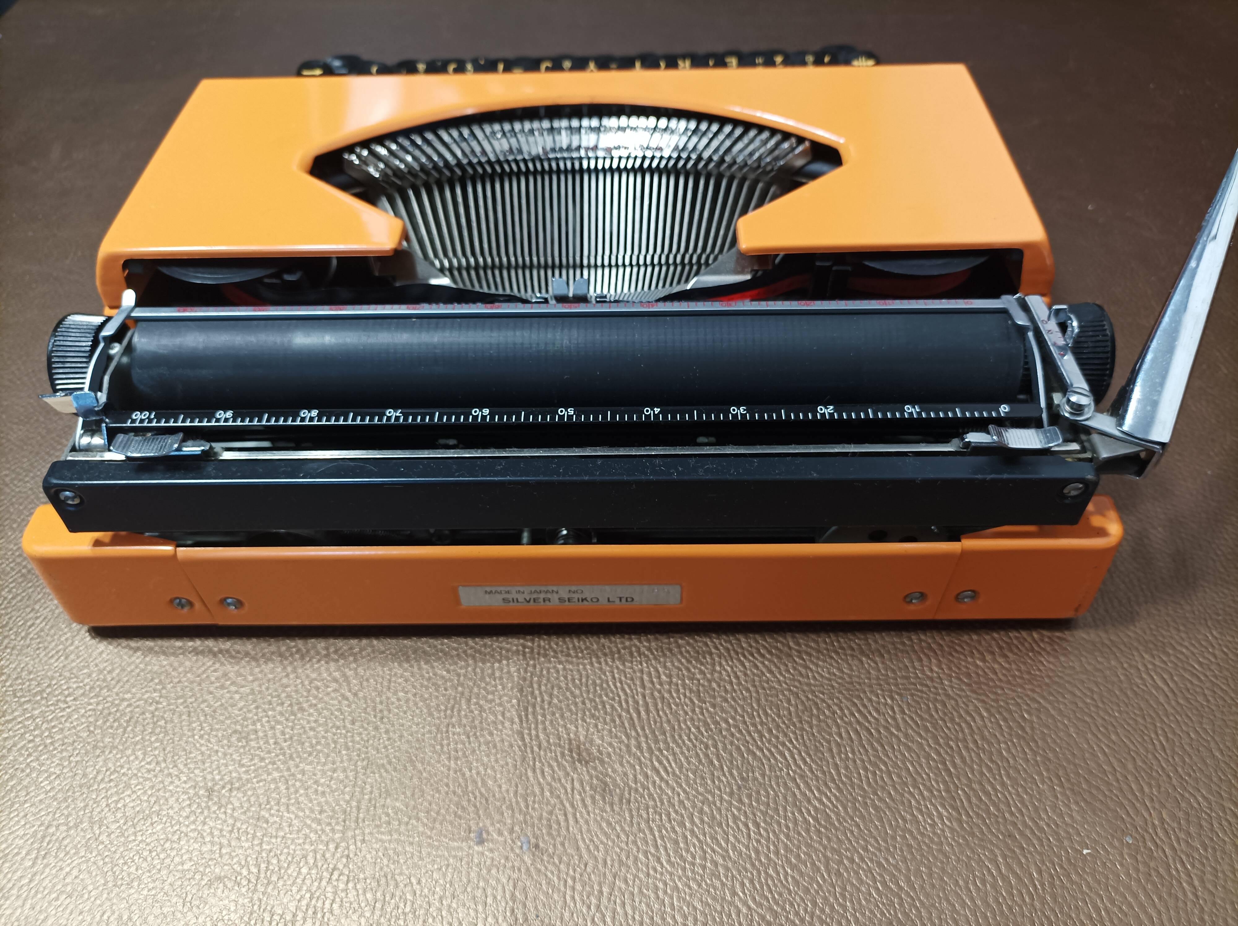 Silver Reed Silverette S Typewriter Orange
