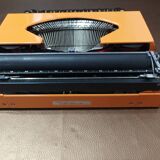 Silver Reed Silverette S Typewriter Orange