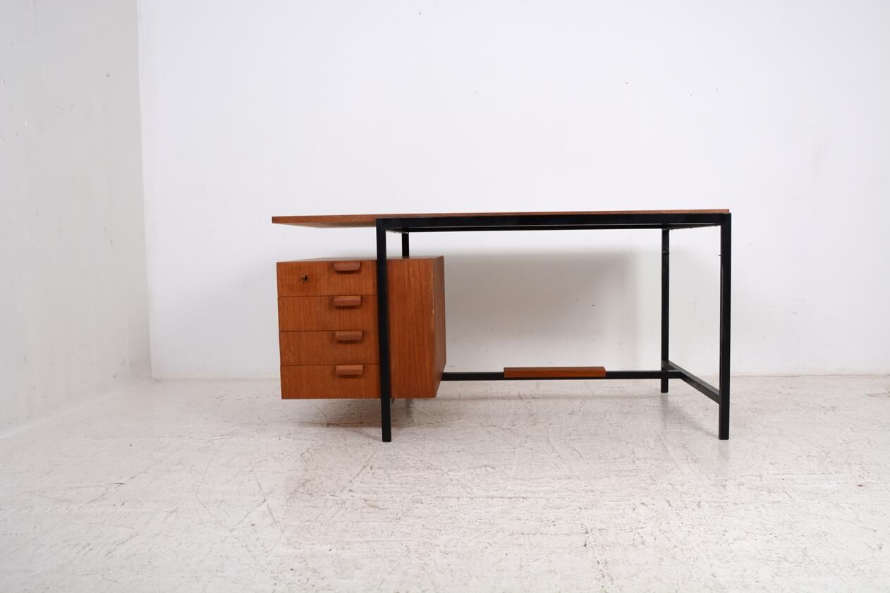 Bureau des années 50 en teck et métal.