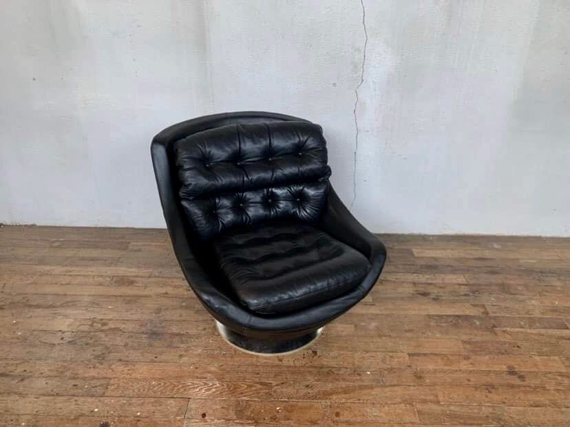Pair of vintage swivel armchairs in black leather Tulip foot