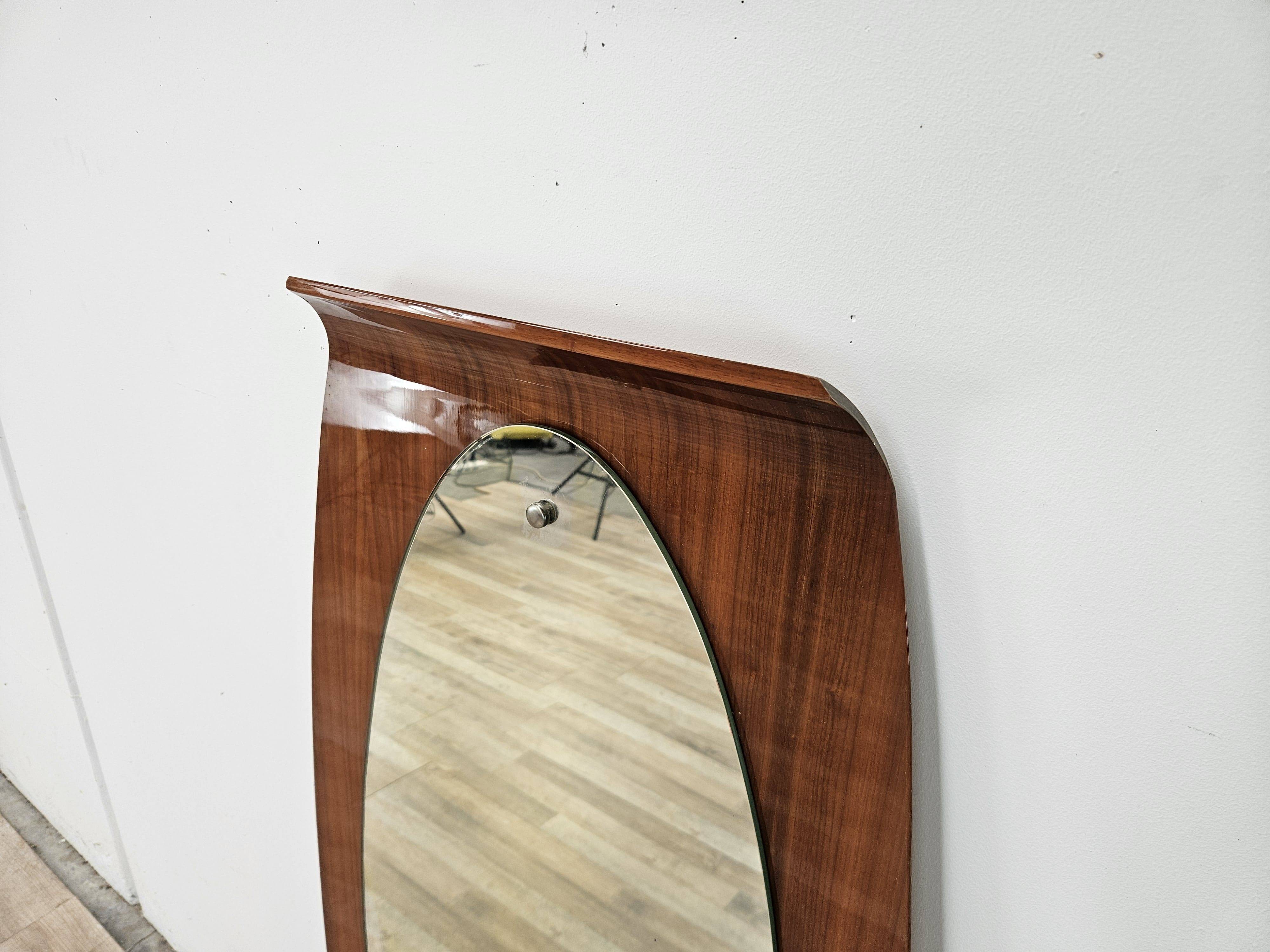 Curved plywood wall mirror by Campo e Graffi, 1960s