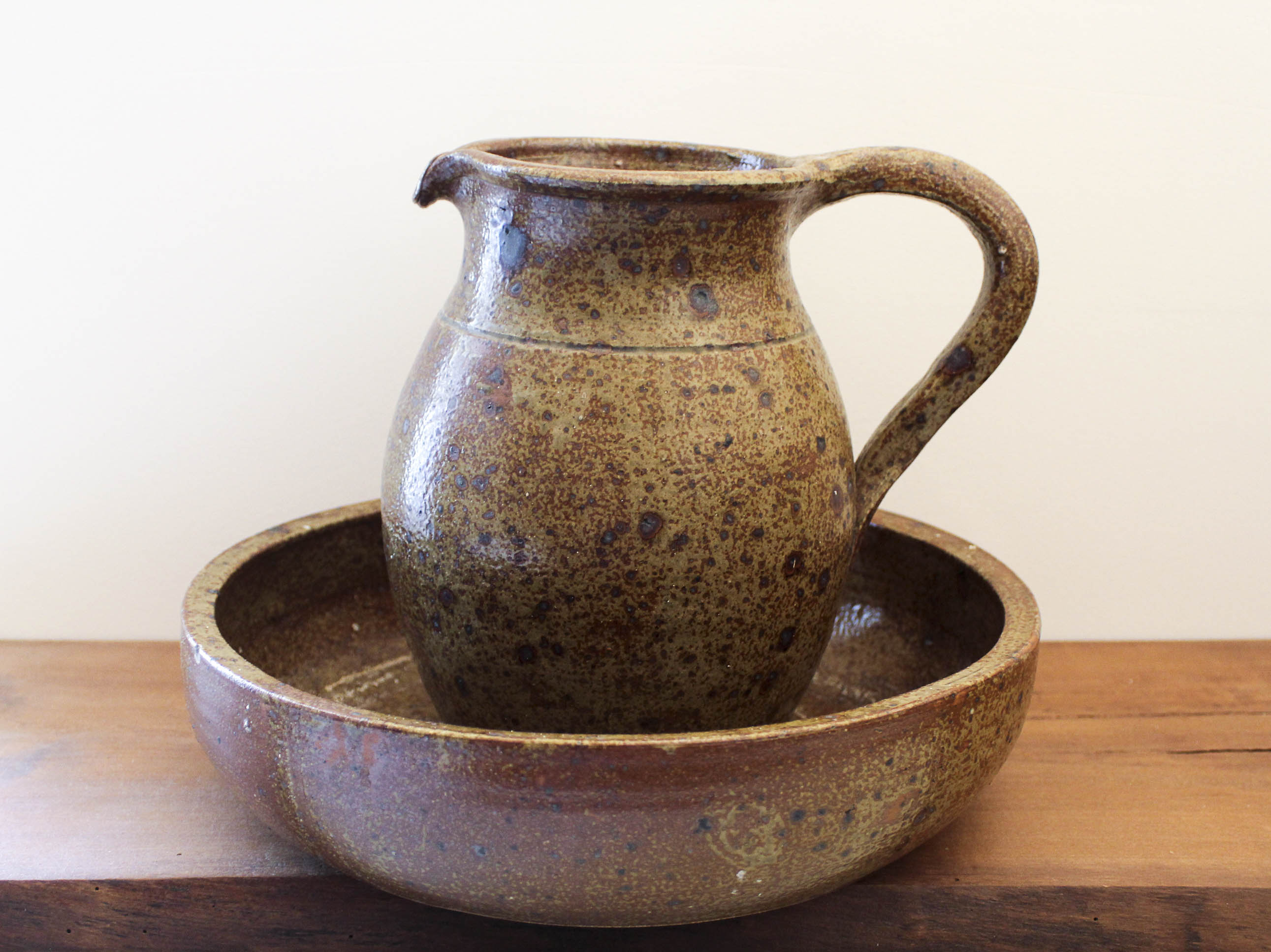 Basin and pitcher in sandstone pyrity Guy Baudat 70s