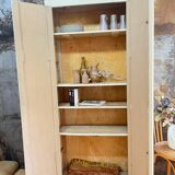 Parisian workshop cabinet