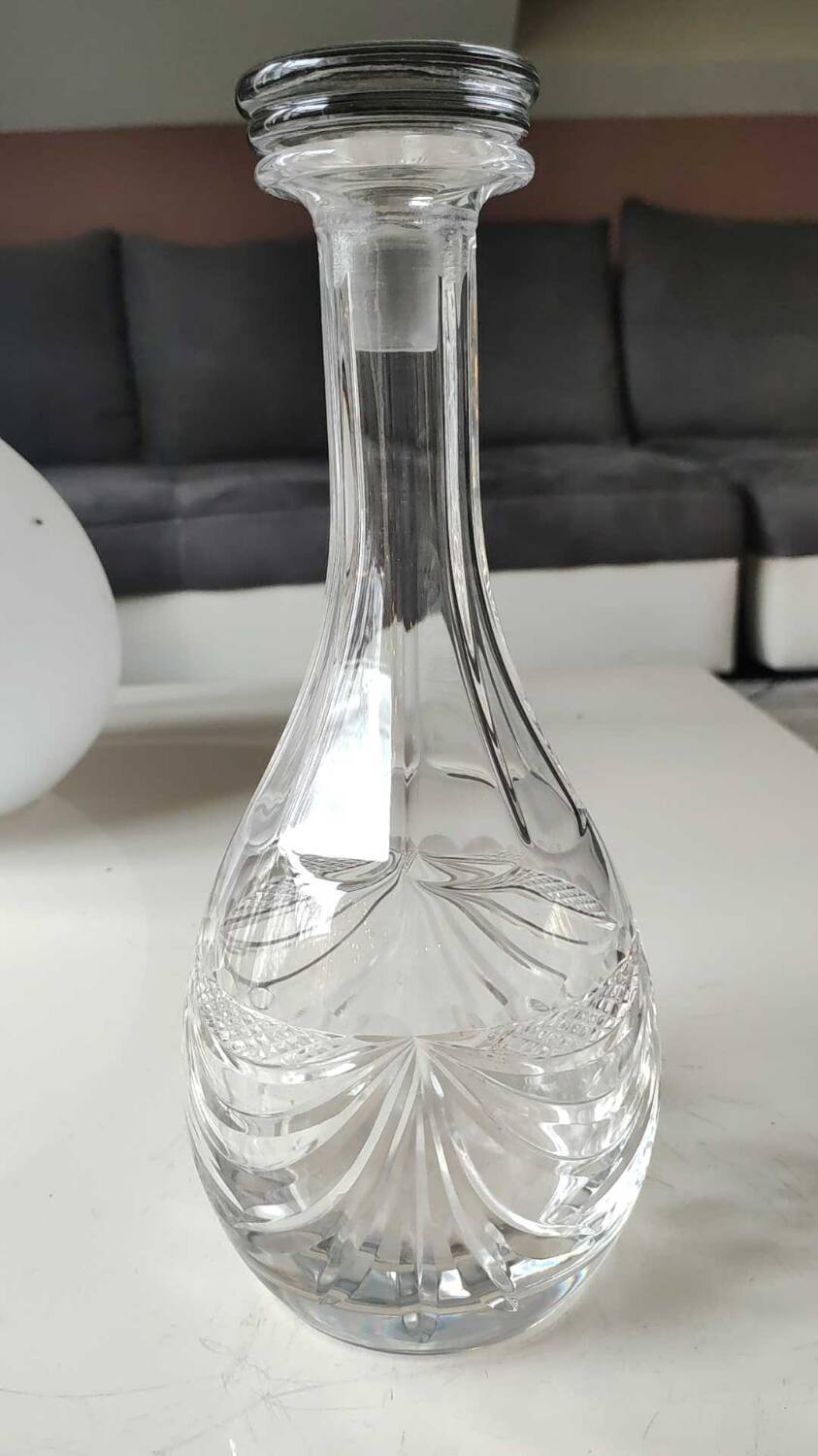 Lorraine crystal design carafe/gérard model. empire style decor. height 28 cm