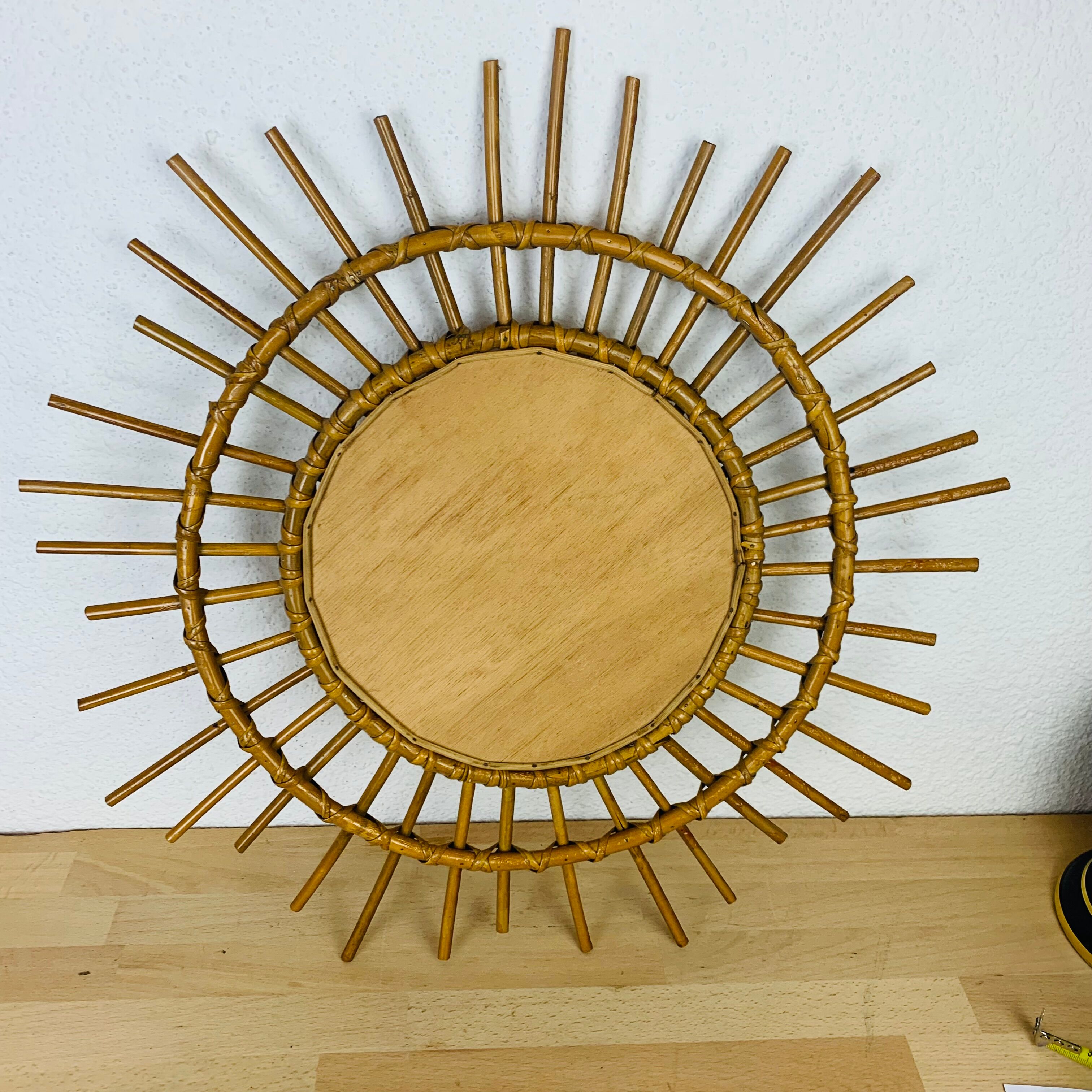 Rattan sun mirror 56 cm