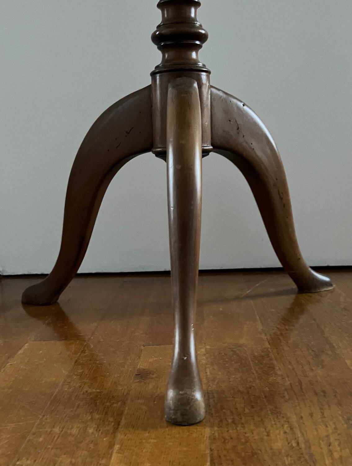 Vintage wooden pedestal table