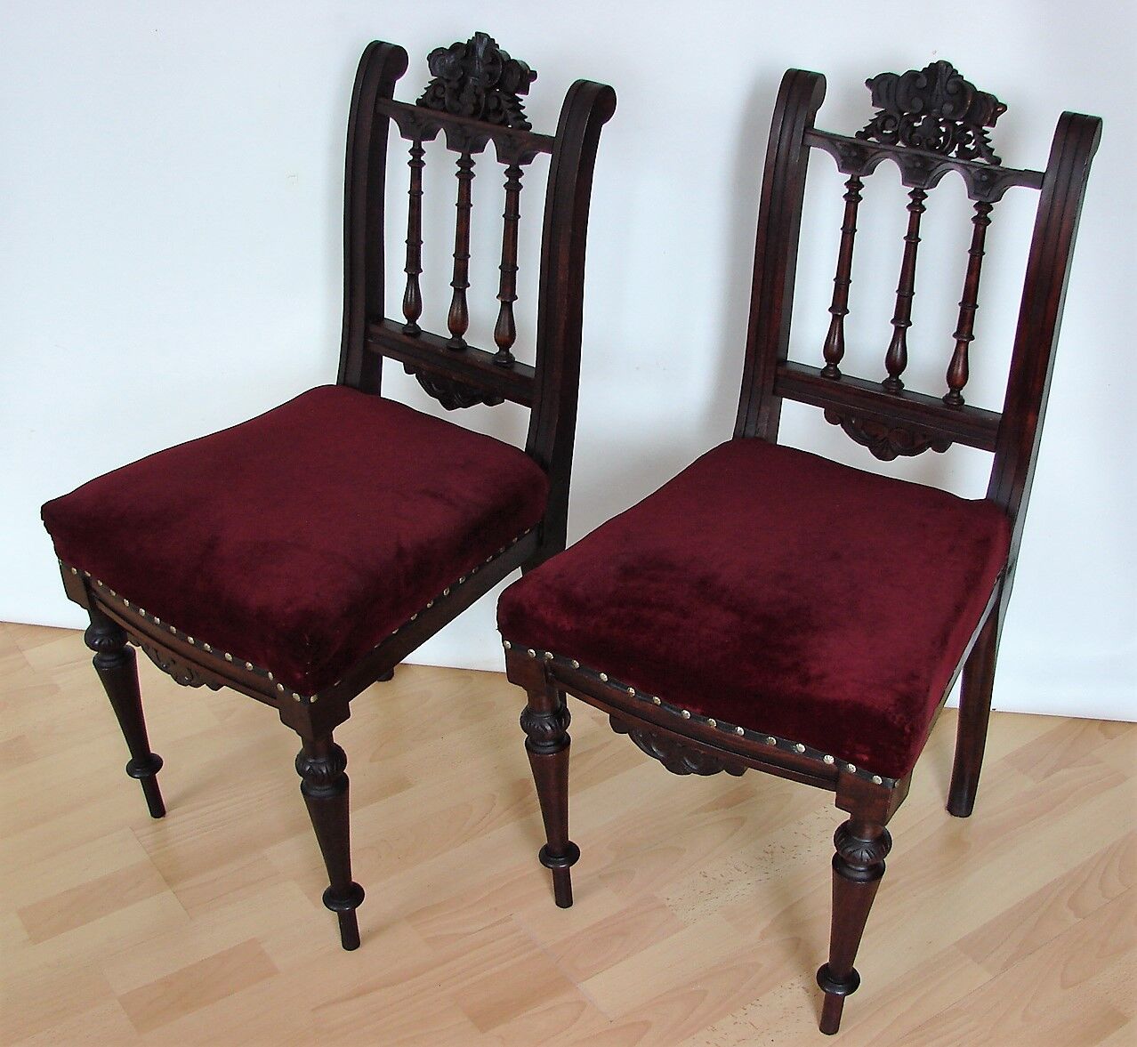 Pair of chairs from the 19th century