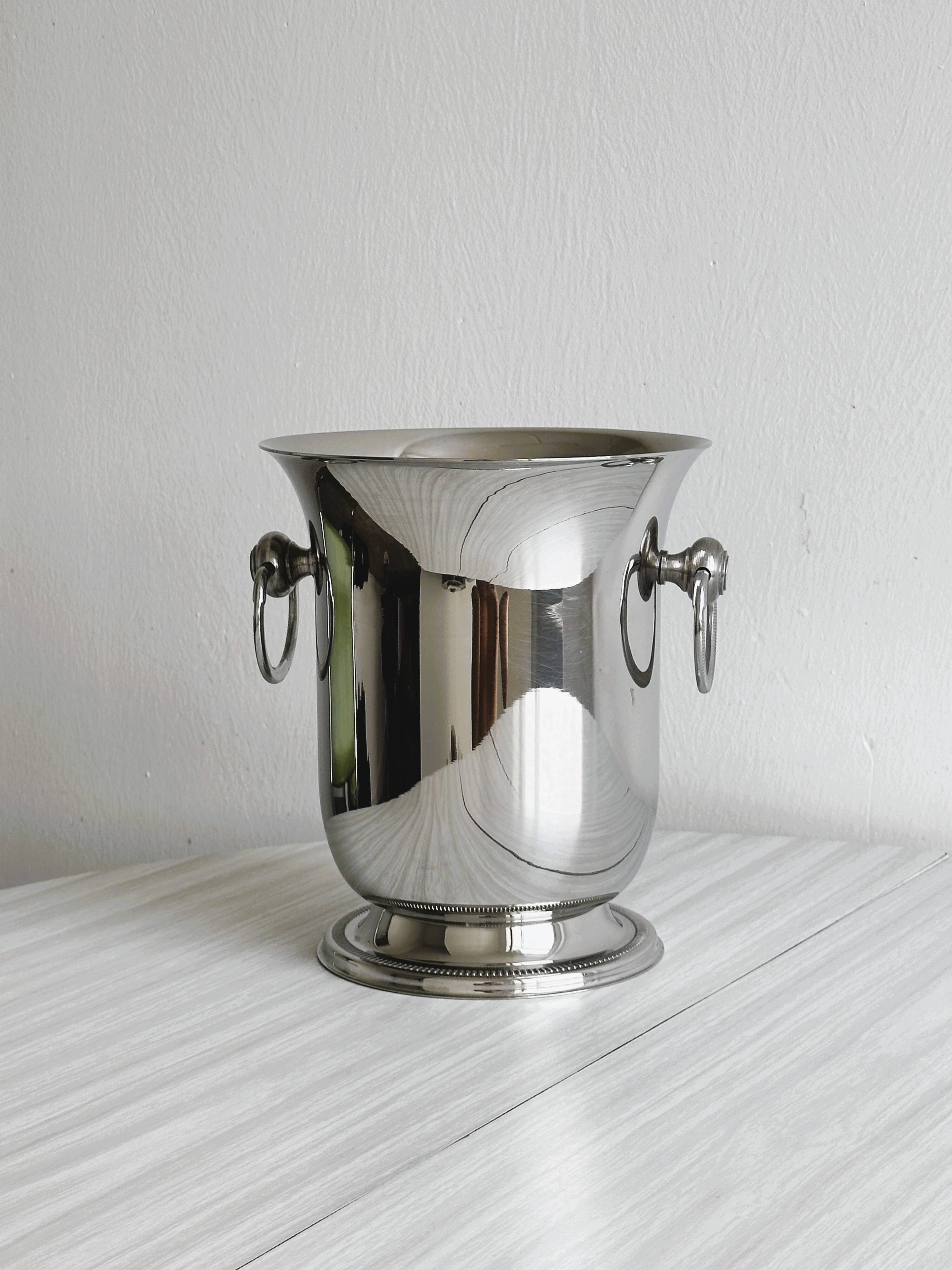 Seau à champagne vintage en métal brillant