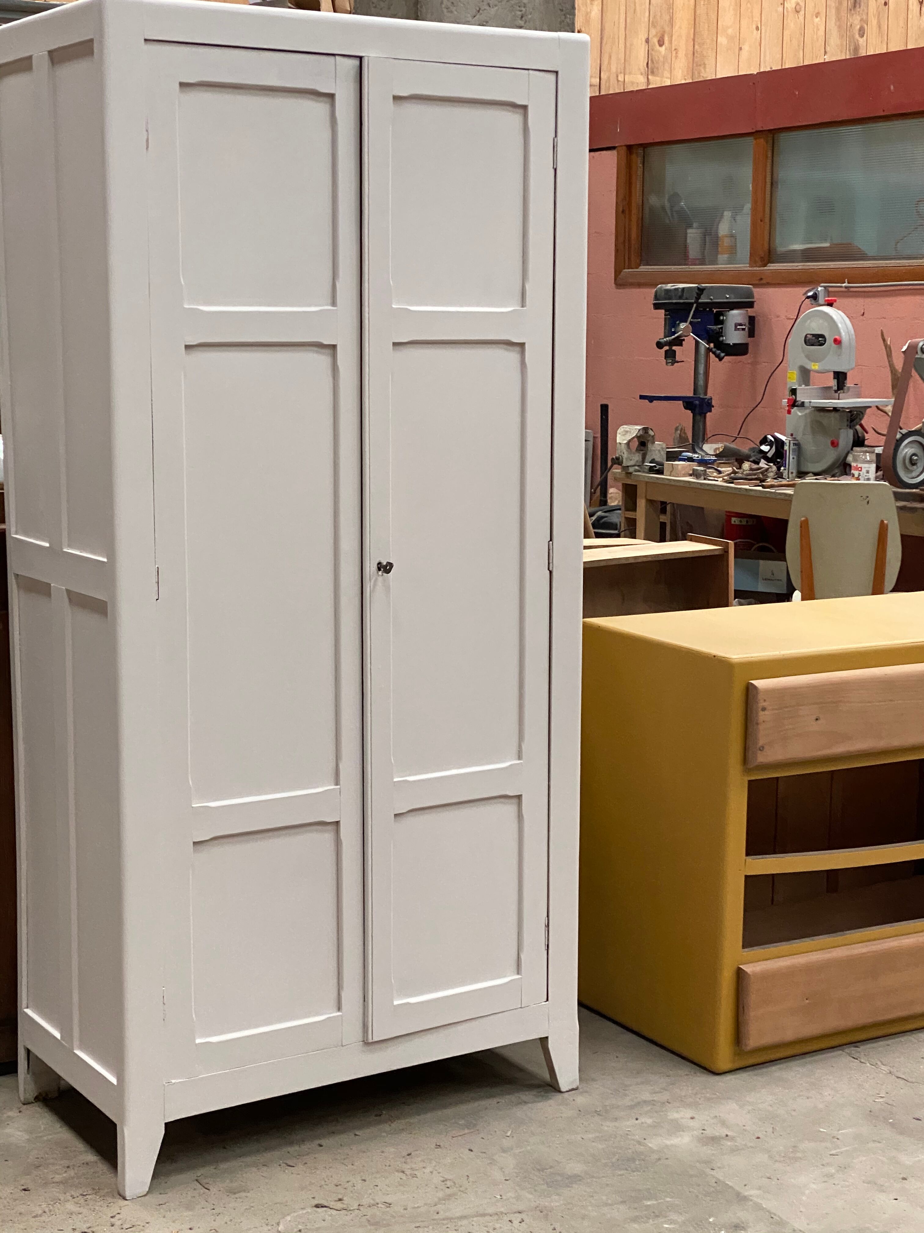 Chalk white Parisian wardrobe