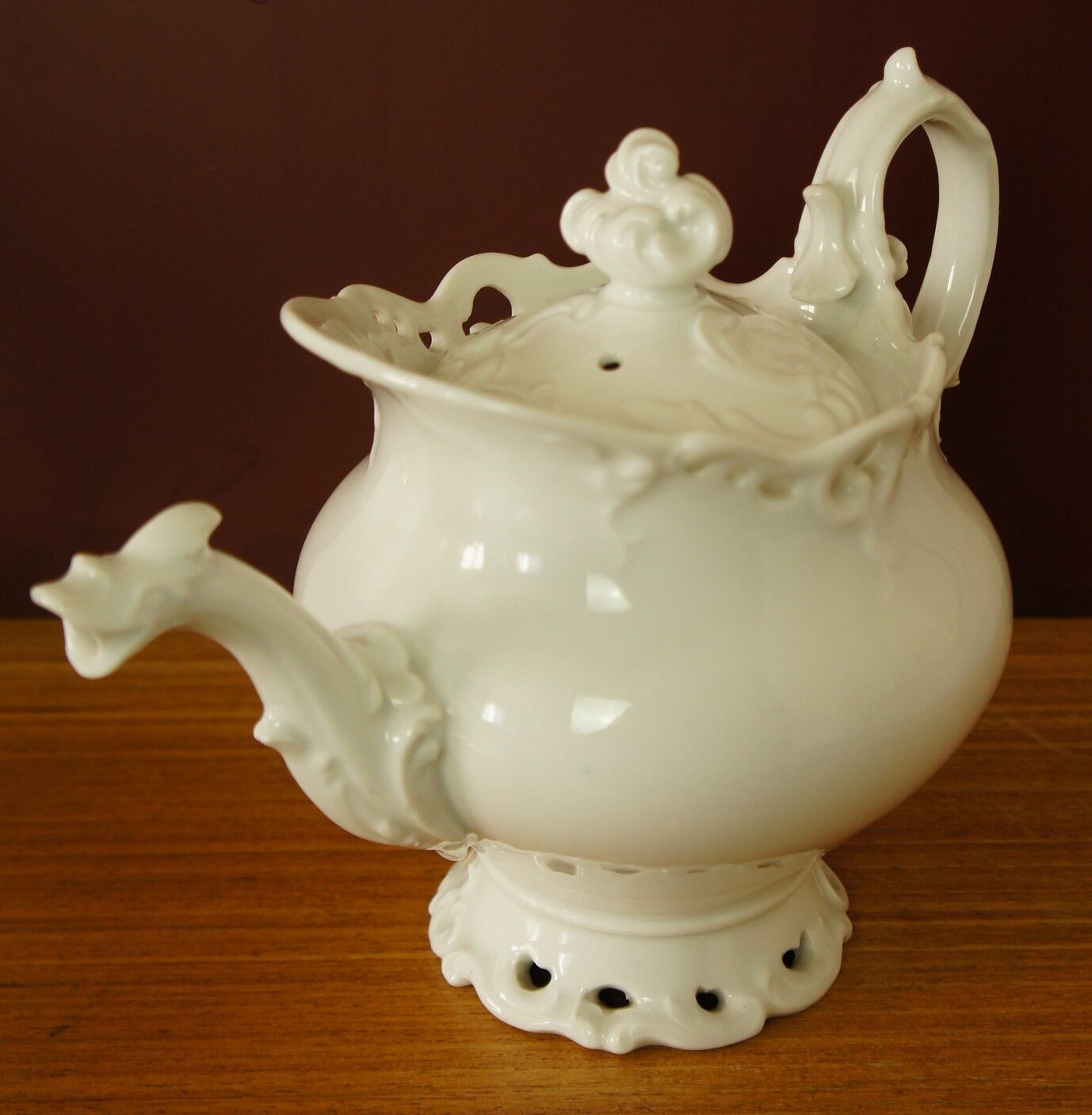 Dragon-headed open porcelain teapot
