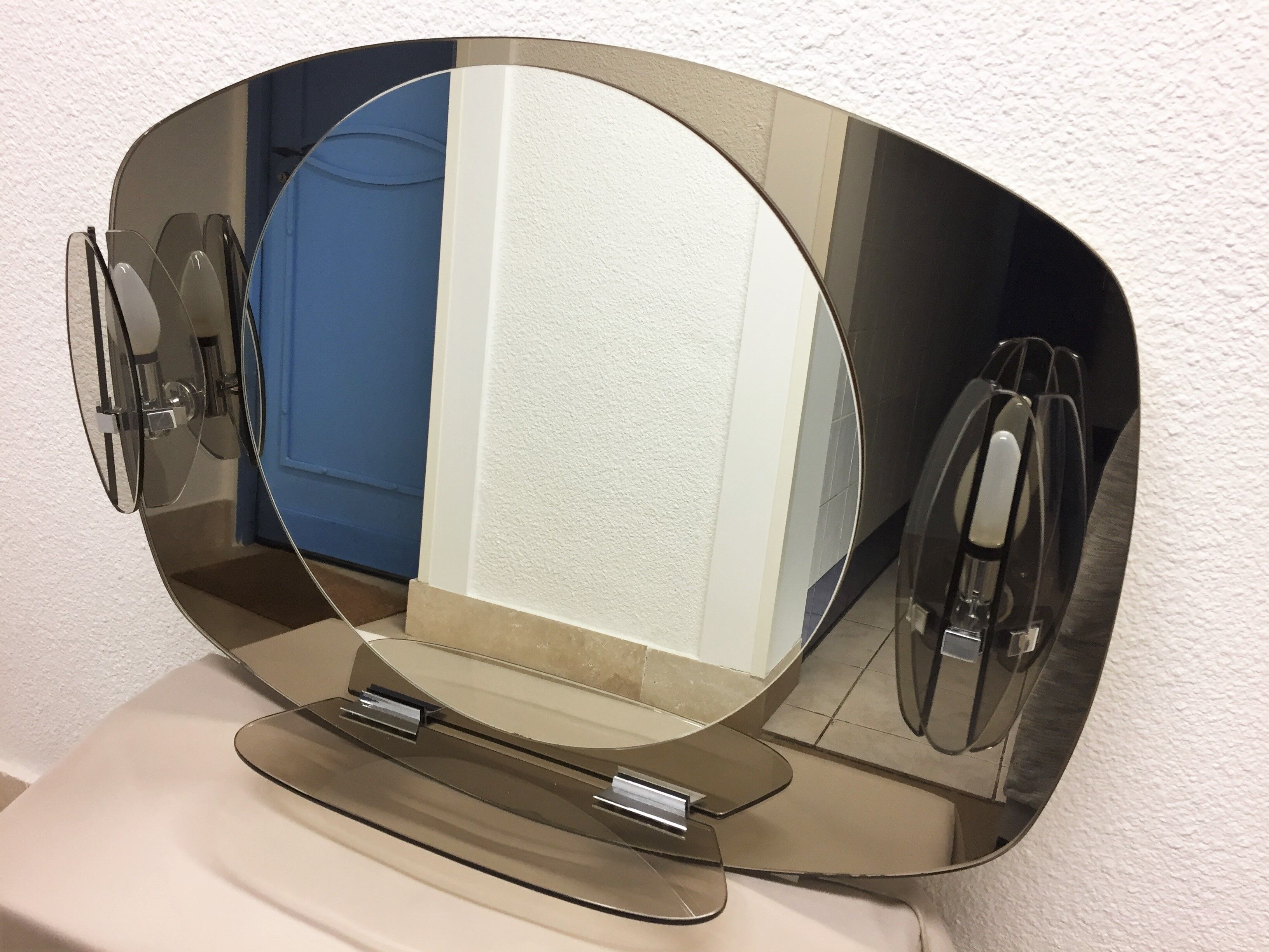 Mirror smoked ice design bright vintage 1970