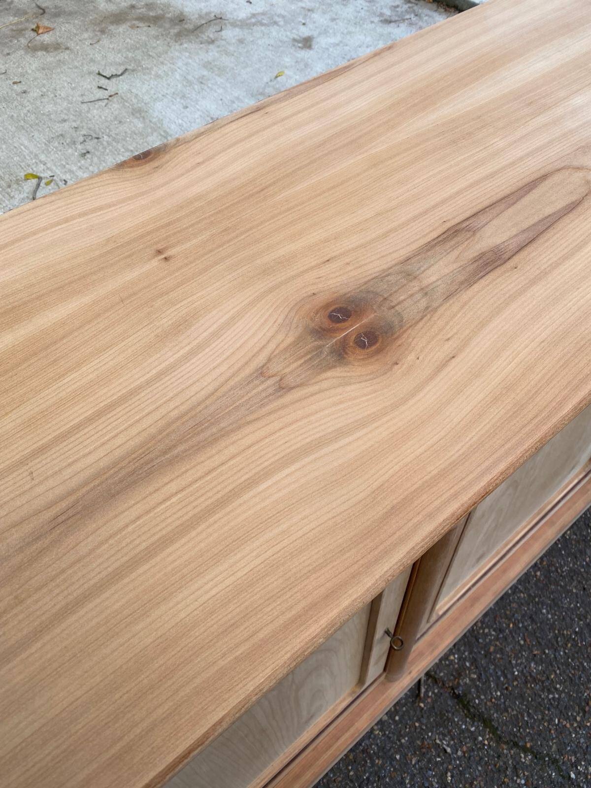 Buffet impérial rénové en bois du 20ème 190cm