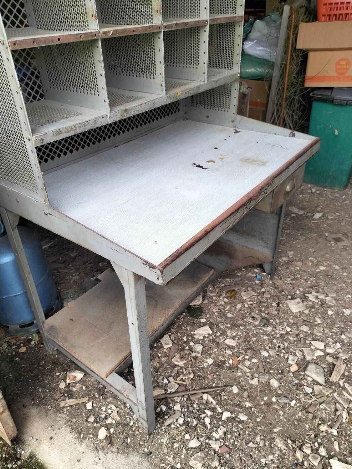 Postal sorting furniture