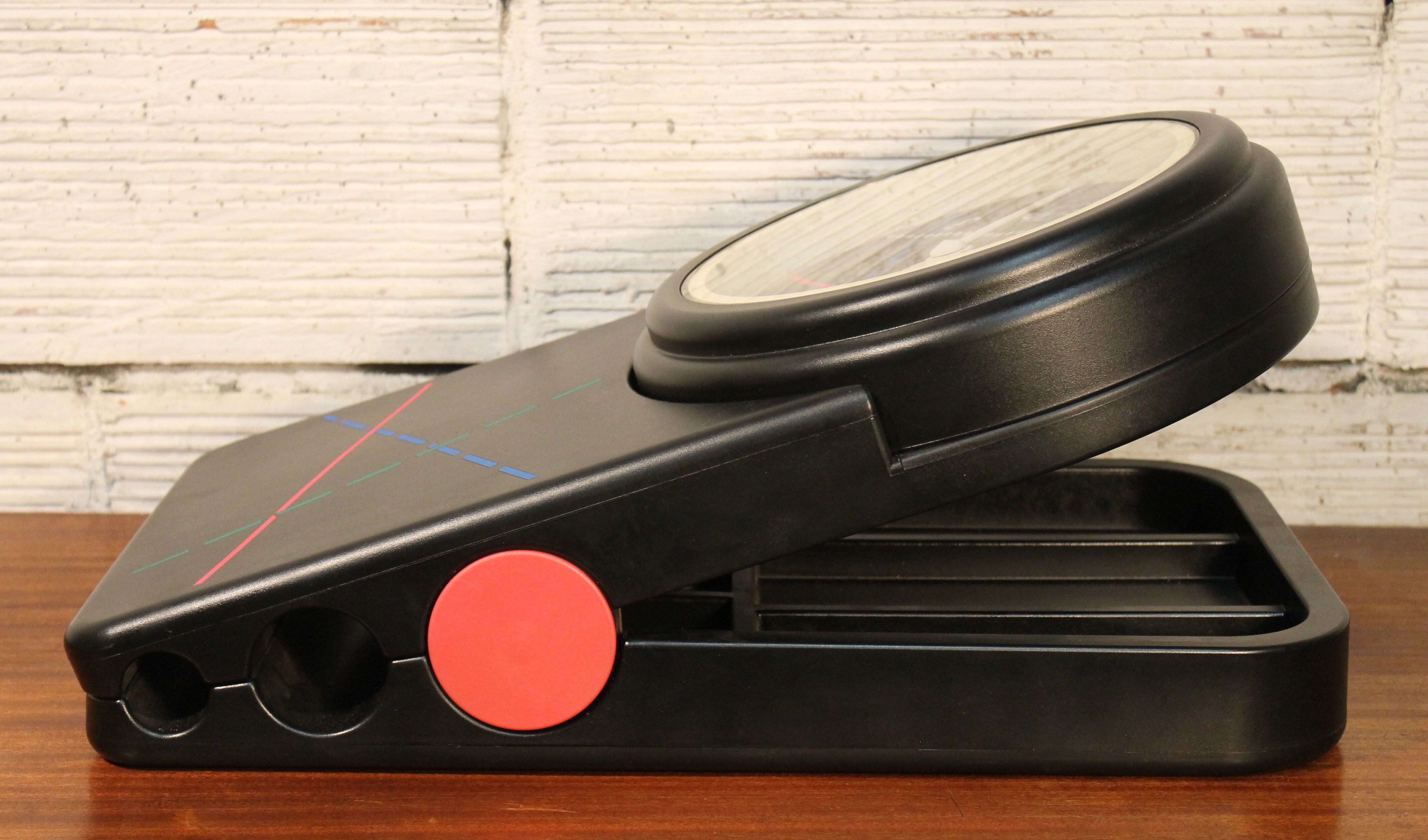 The 80s clip wall clock