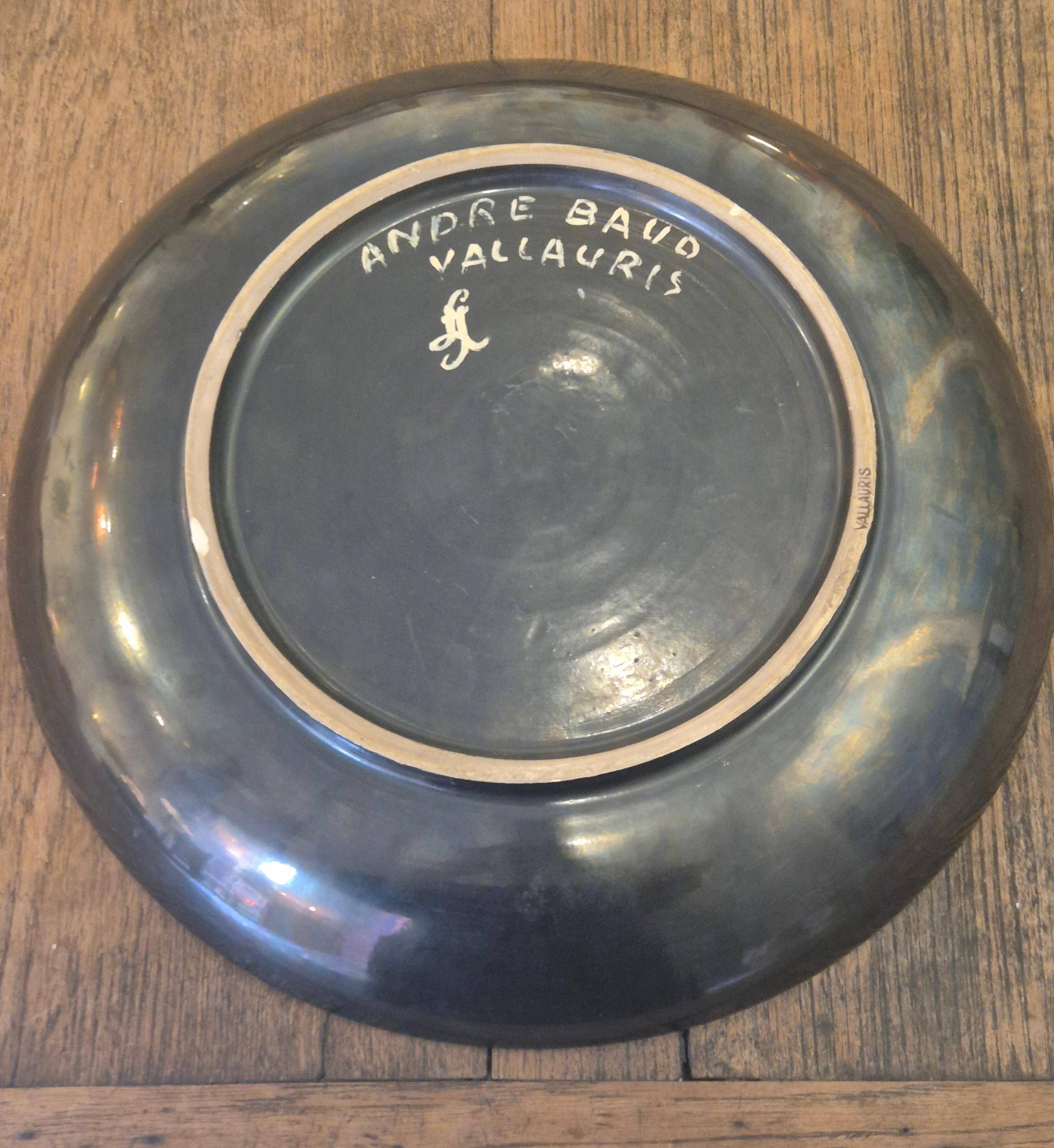 ANDRÉ BAUD (1903-1986) grand plat représentant des oiseaux, Vallauris, France, c.C. 1950