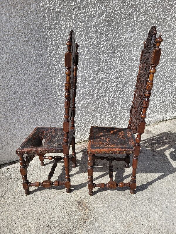 Pair of large chairs to restore in carved wood of the xix th century ref je
