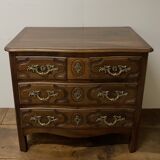 Petite Commode  Dite " Parisienne " En Noyer Et Hêtre .