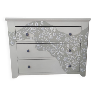 Painted chest of drawers